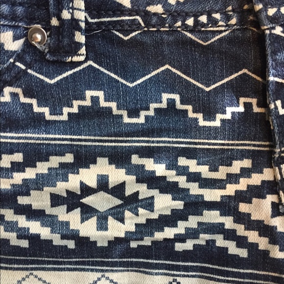 Tank Tops and Shorts - size small - Picture 4 of 7